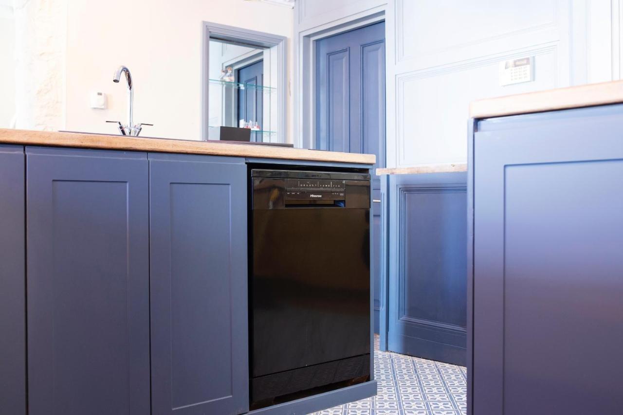 Cosy Open Plan Harbourside Inn With Superking Beds, Wood Burning Stove And Bar Torquay Bagian luar foto